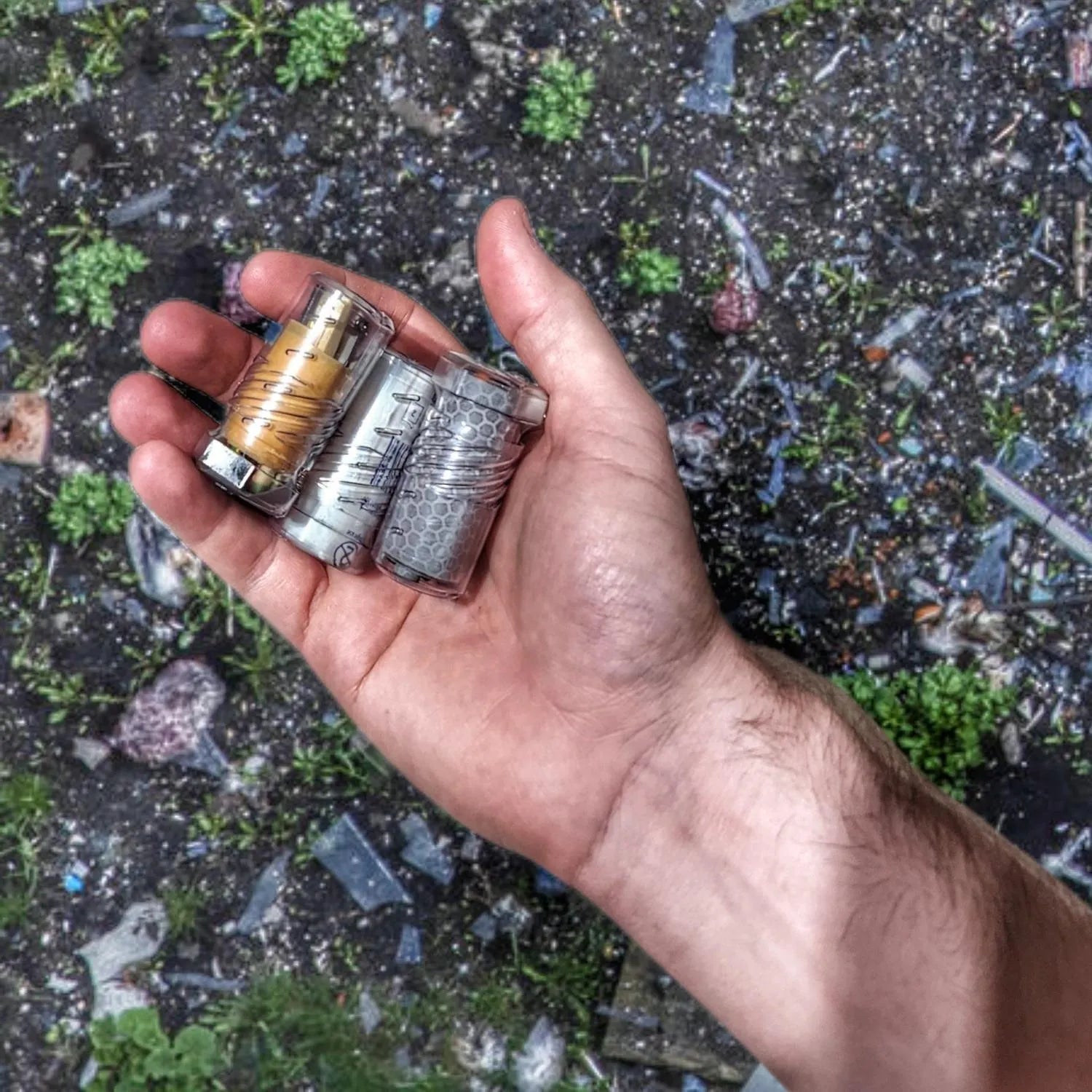 Drop Shell Emergency Pocket Survival Capsule