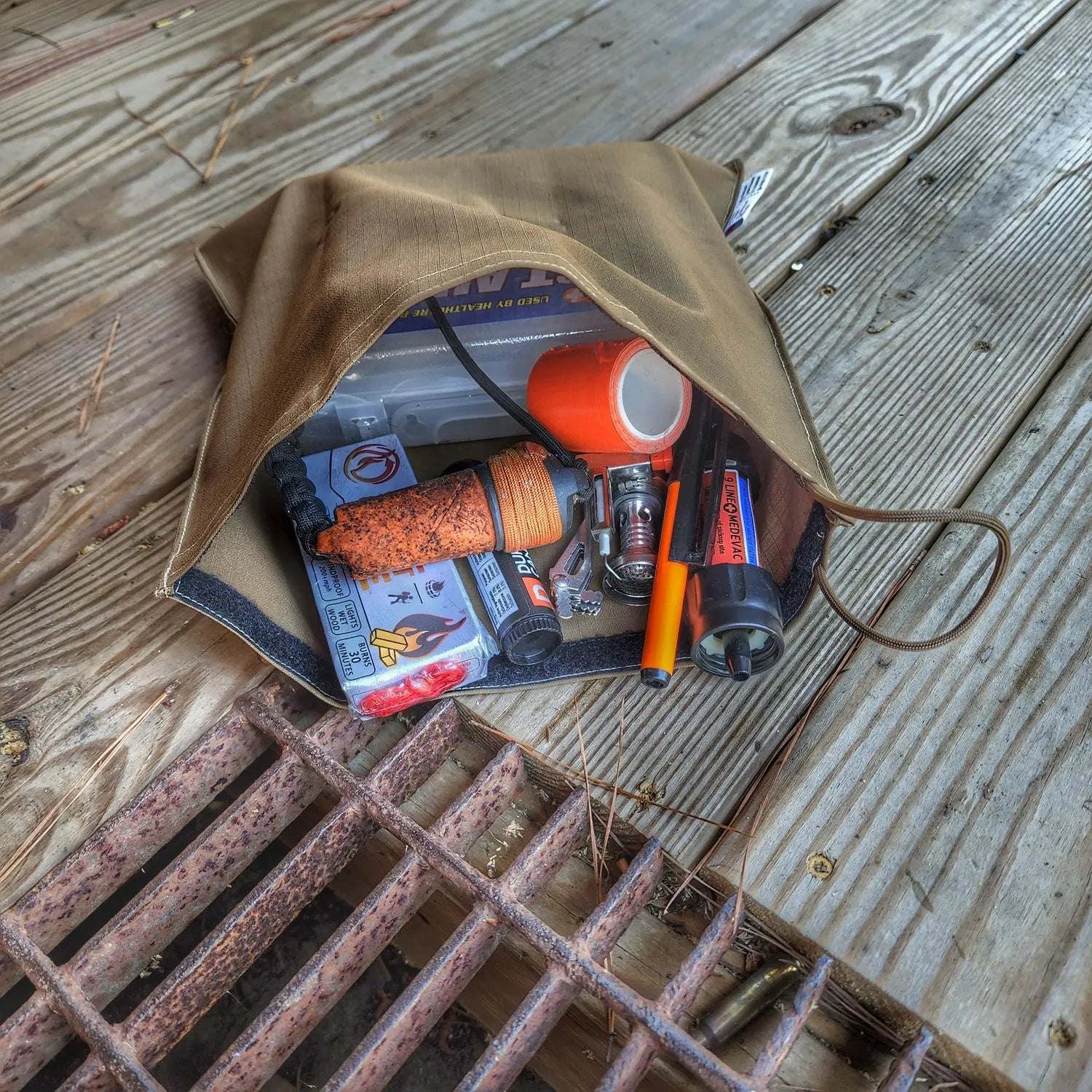 EDC Hank - Pocket Dump Storage Compartment Handkerchief