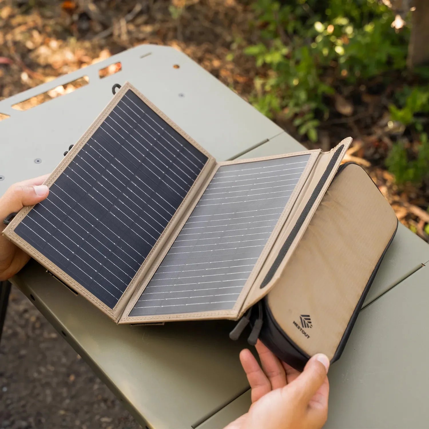 NESTOUT 2-Panel Solar Charger V2