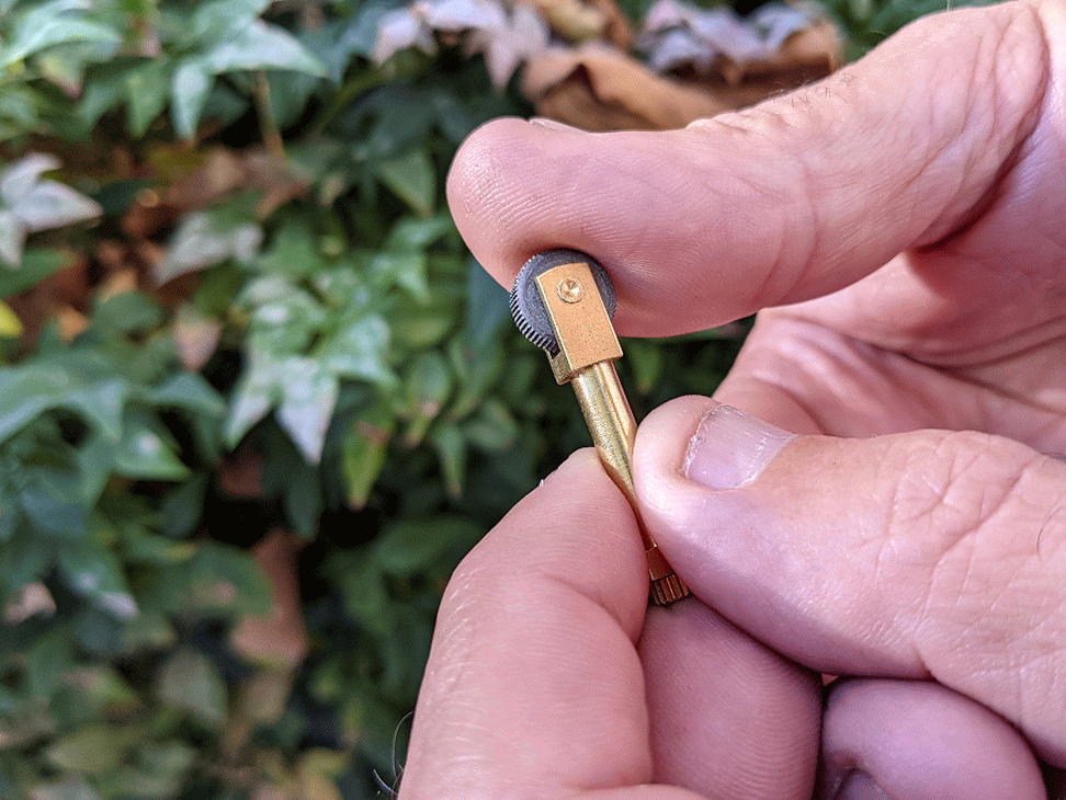 PSK Brass Flint Wheel Sparker – Compact Brass Fire Starter for Survival Kits