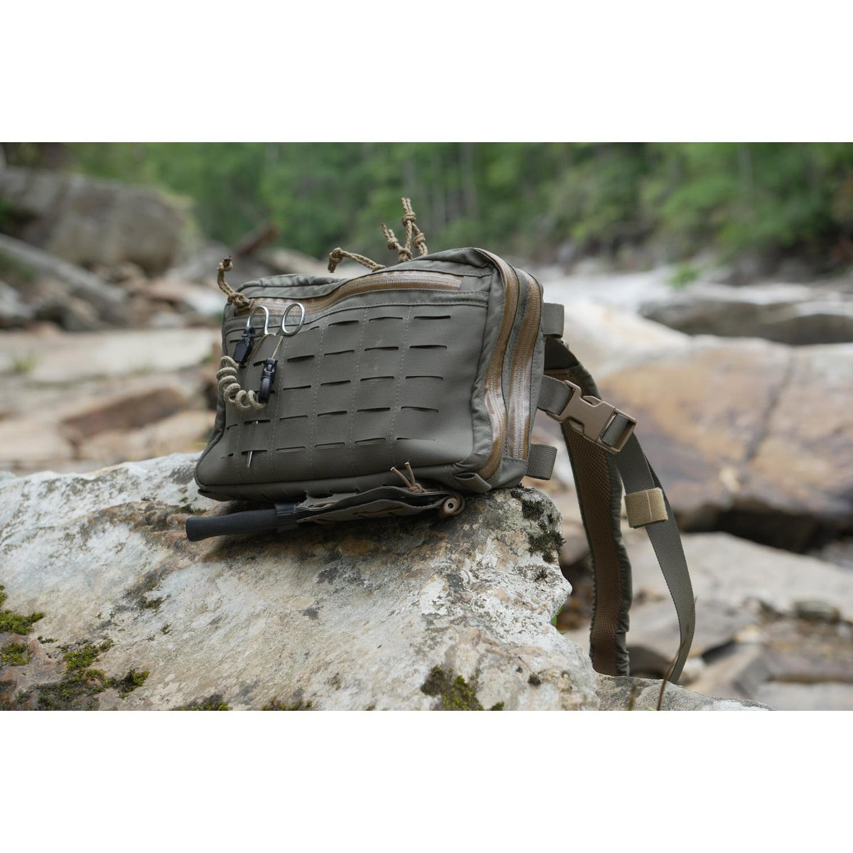 Recon Chest Pack