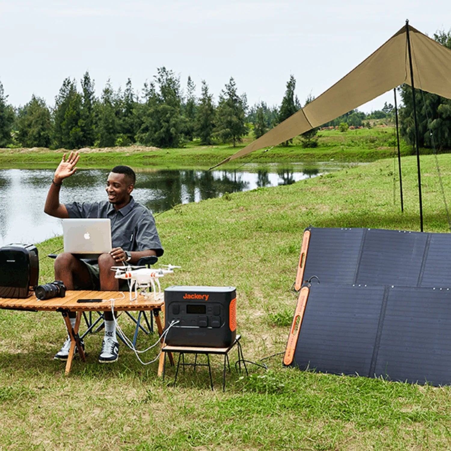SolarSaga 200W – High-Efficiency Bifacial Solar Panel with IP68 Rating