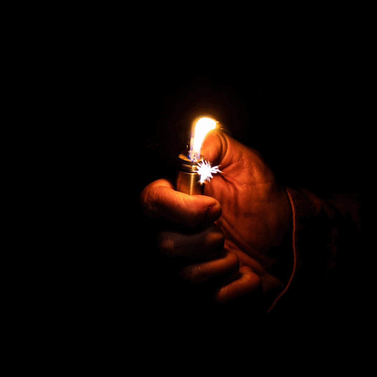 Titanium Peanut Lighter™ Gen 2