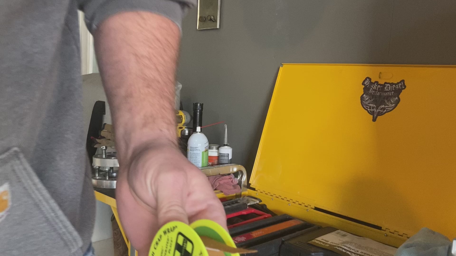 Load video: Mwraps™ Finger Bandages on a Roll – 48 Extra-Long, Wraparound Field Bandages